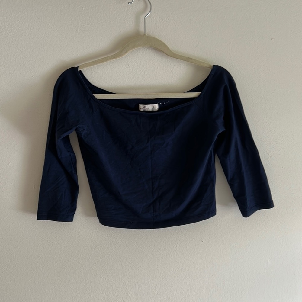 Navy Hollister Off the Shoulder Long Sleeve Crop Top